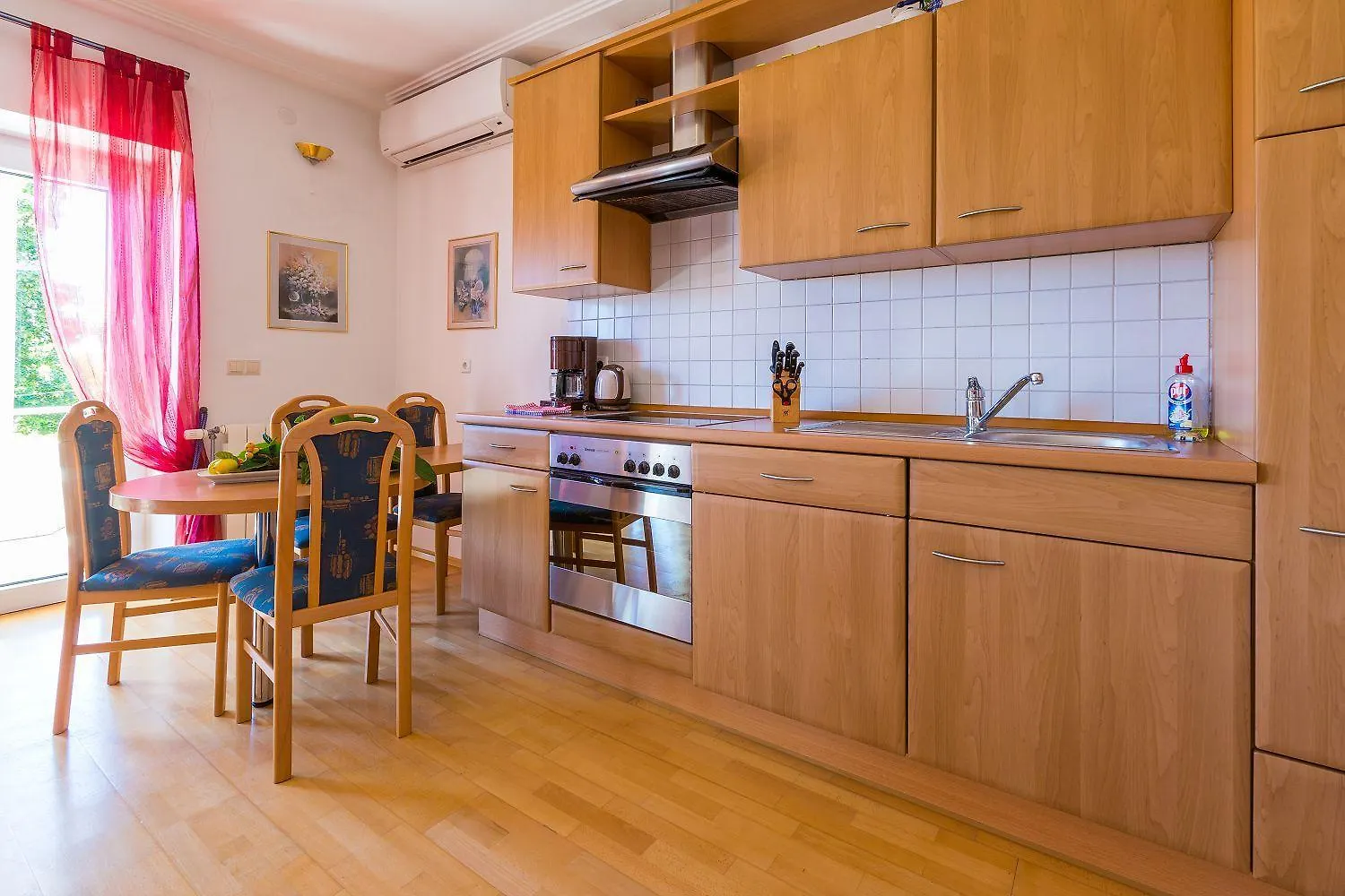 Meernahes Apartment, 230 Meter Zum Sandstrand Crikvenica